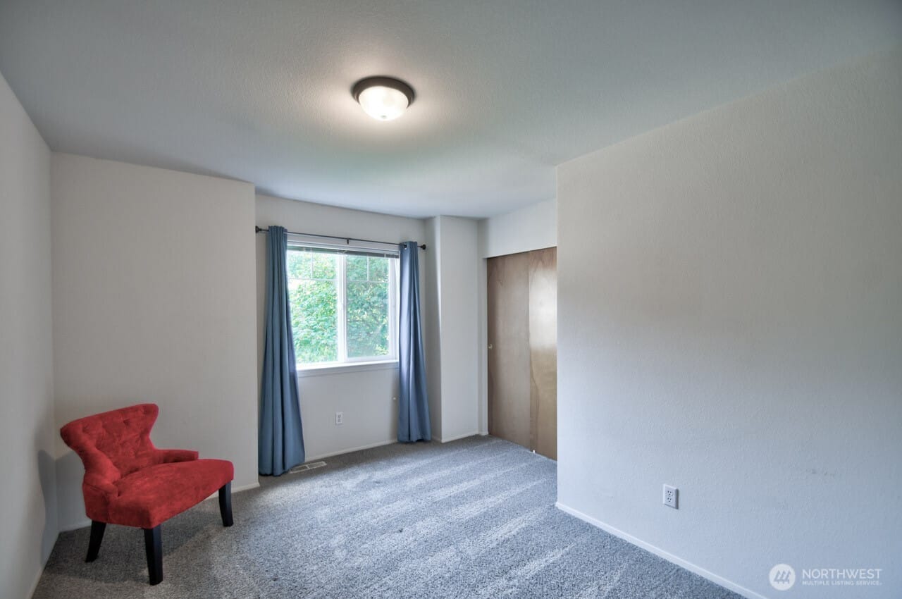 Lacey, Washington, 98513, United States, 4 Bedrooms Bedrooms, ,3 BathroomsBathrooms,Residential,For Sale,1932145