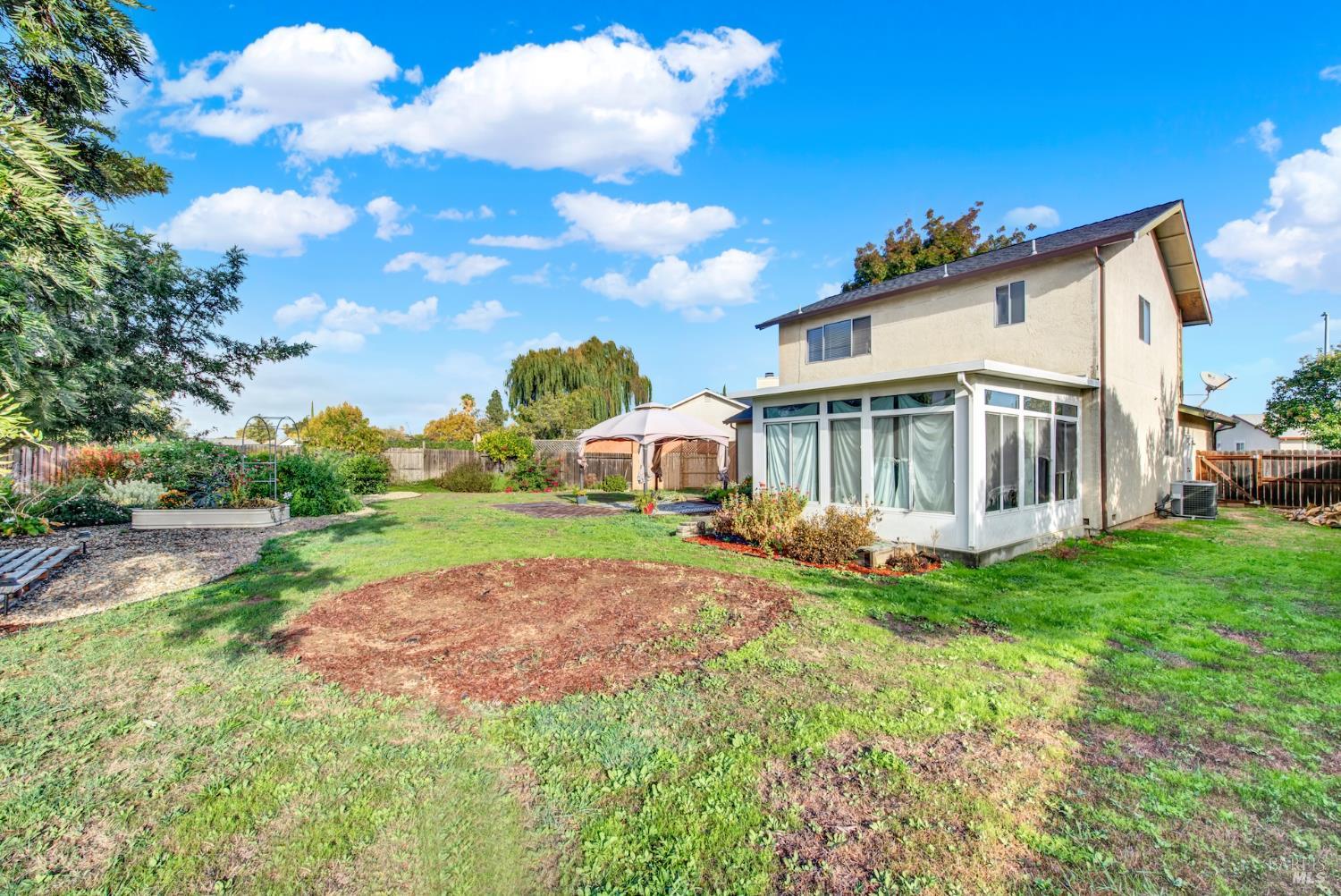 Suisun City, California, 94585, United States, 4 Bedrooms Bedrooms, ,3 BathroomsBathrooms,Residential,For Sale,1989604