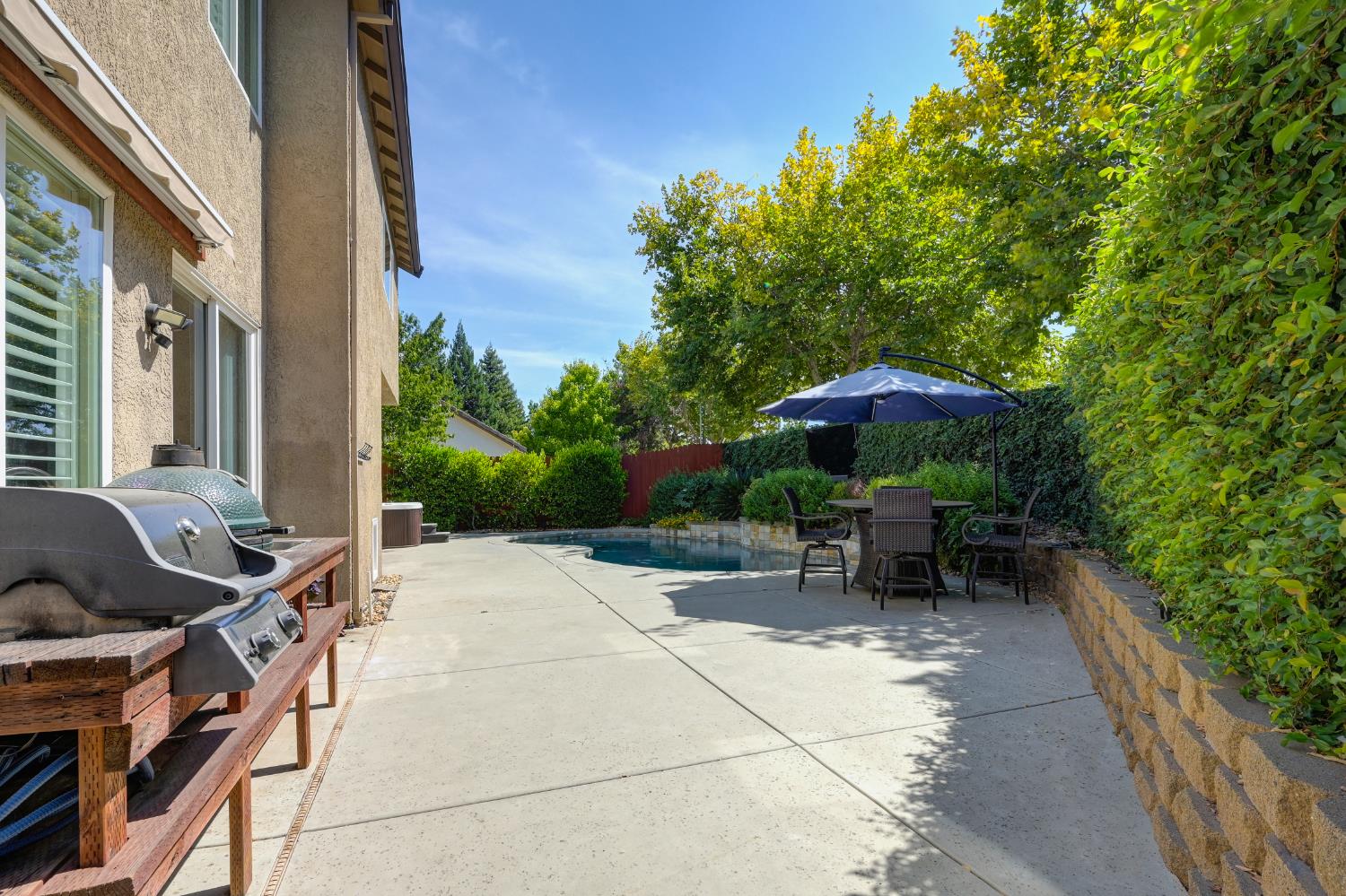 Roseville, California, 95747, United States, 6 Bedrooms Bedrooms, ,4 BathroomsBathrooms,Residential,For Sale,1940337