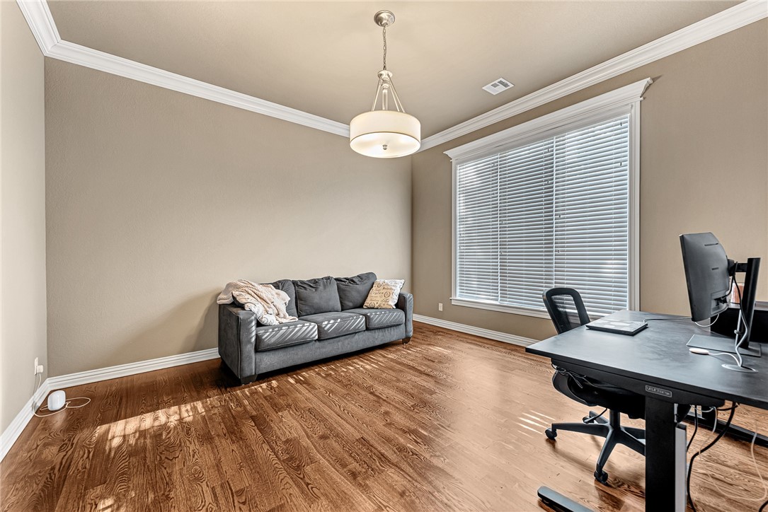 Centerton, Arkansas, 72719, United States, 5 Bedrooms Bedrooms, ,5 BathroomsBathrooms,Residential,For Sale,1992149