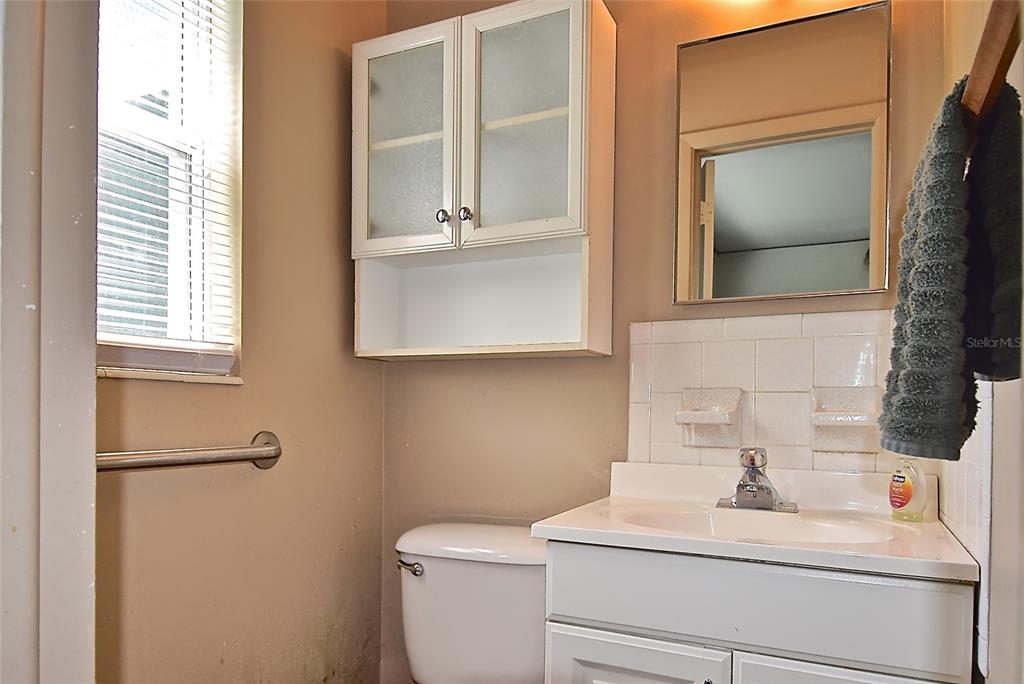 Venice, Florida, 34285, United States, 5 Bedrooms Bedrooms, ,4 BathroomsBathrooms,Residential,For Sale,1907597
