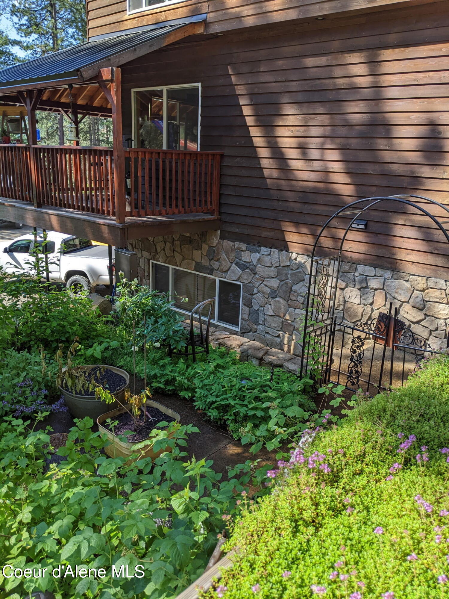 Pinehurst, Idaho, 83850, United States, 3 Bedrooms Bedrooms, ,2 BathroomsBathrooms,Residential,For Sale,2015998