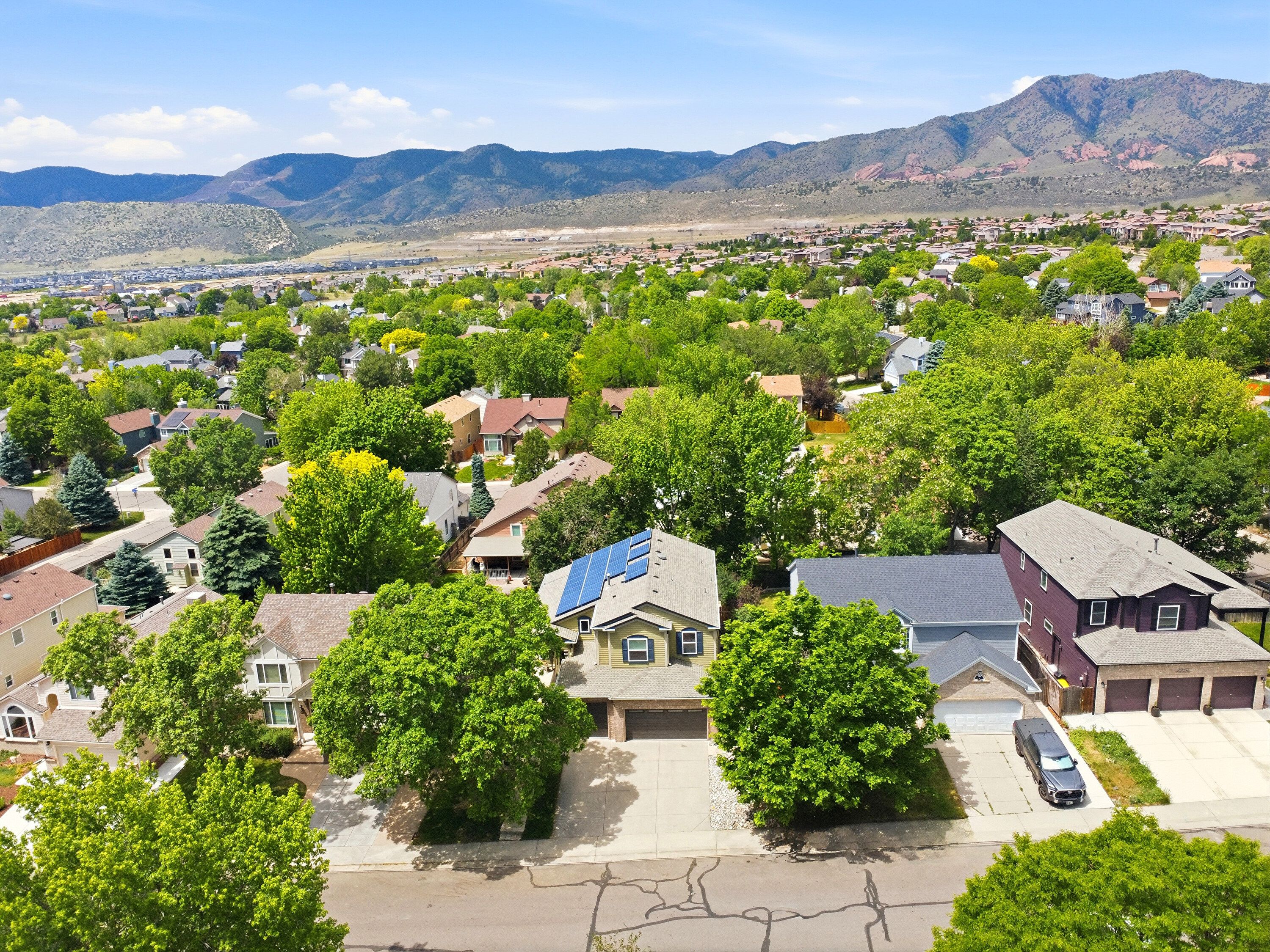  Seller is entertaining all offers  Exceptional opportunity in Hutchinson