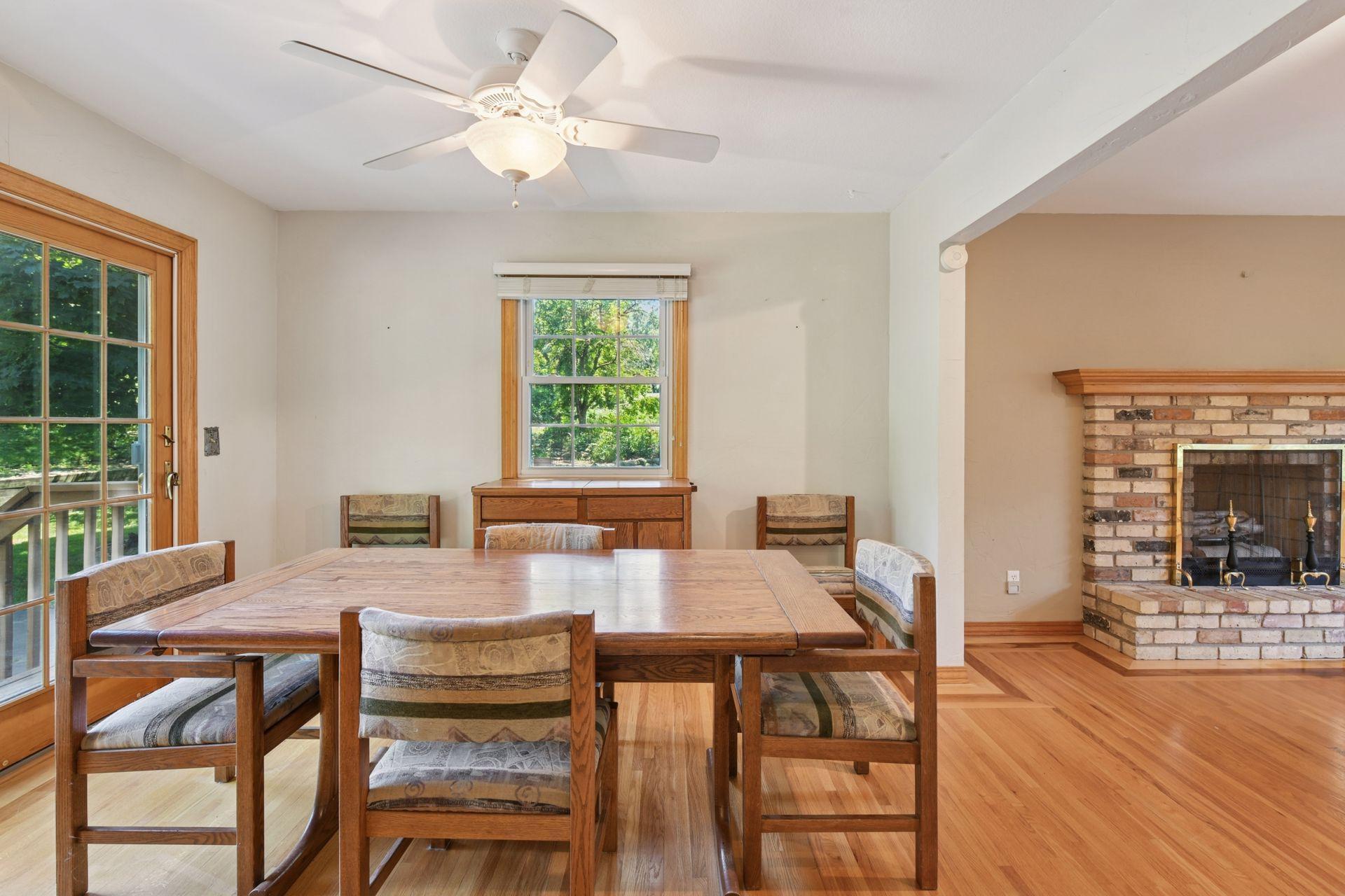 Minnetrista, Minnesota, 55364, United States, 3 Bedrooms Bedrooms, ,2 BathroomsBathrooms,Residential,For Sale,1902548