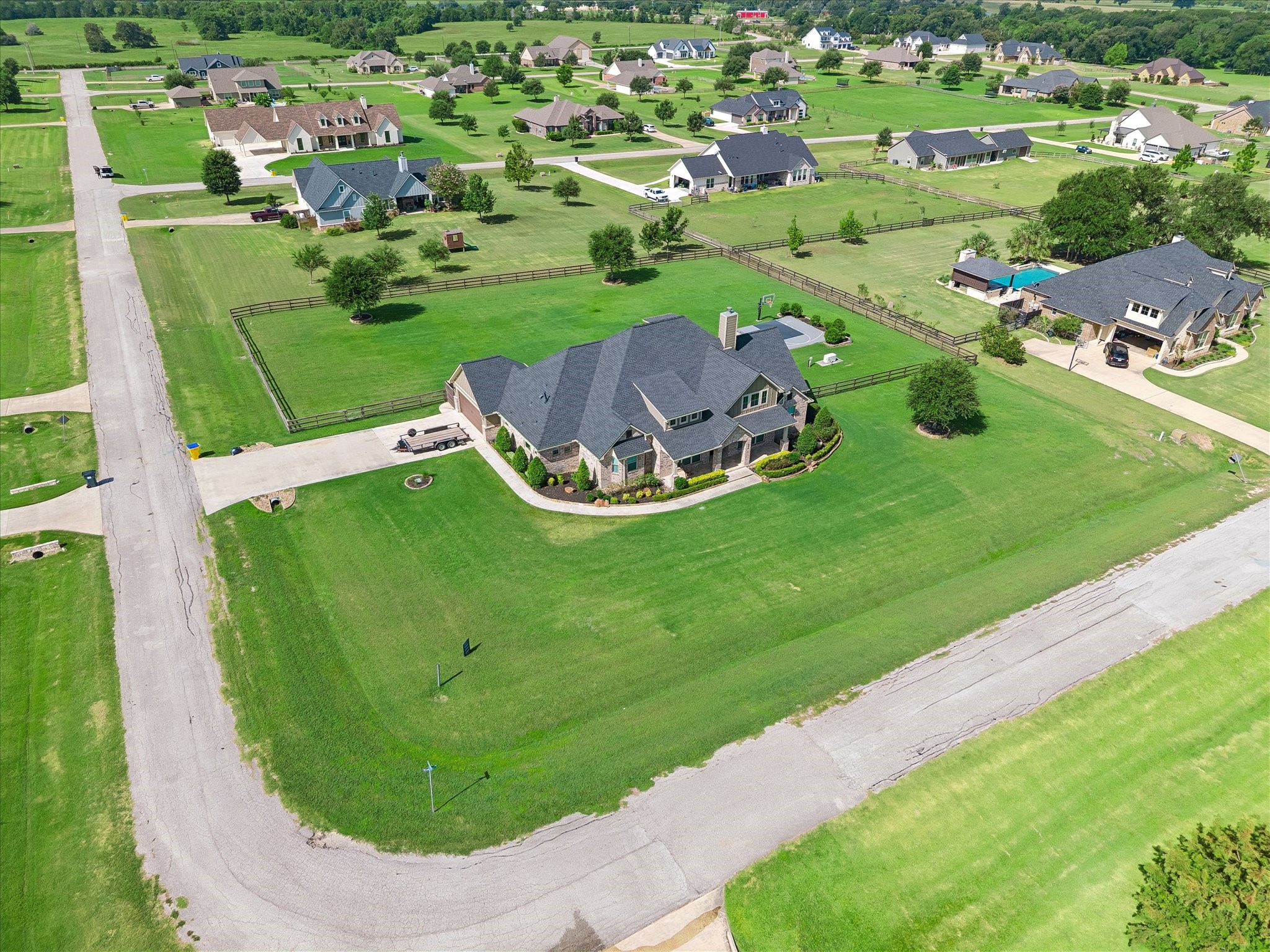  885 Amethyst Drive, Bellville, TX, 77418 - 物件實景