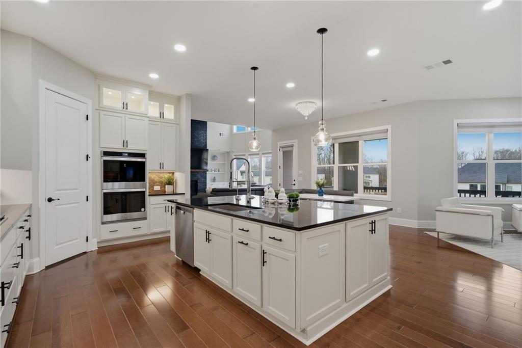 Cumming, Georgia, 30040, United States, 7 Bedrooms Bedrooms, ,6 BathroomsBathrooms,Residential,For Sale,2021532