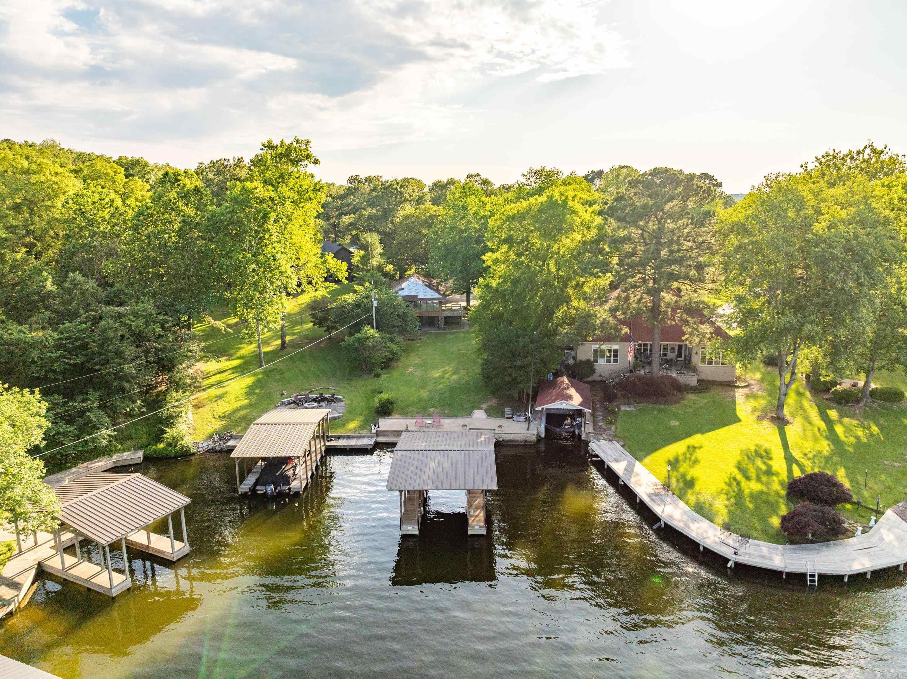 Hot Springs, Arkansas, 71913, United States, 8 Bedrooms Bedrooms, ,6 BathroomsBathrooms,Residential,For Sale,1982872