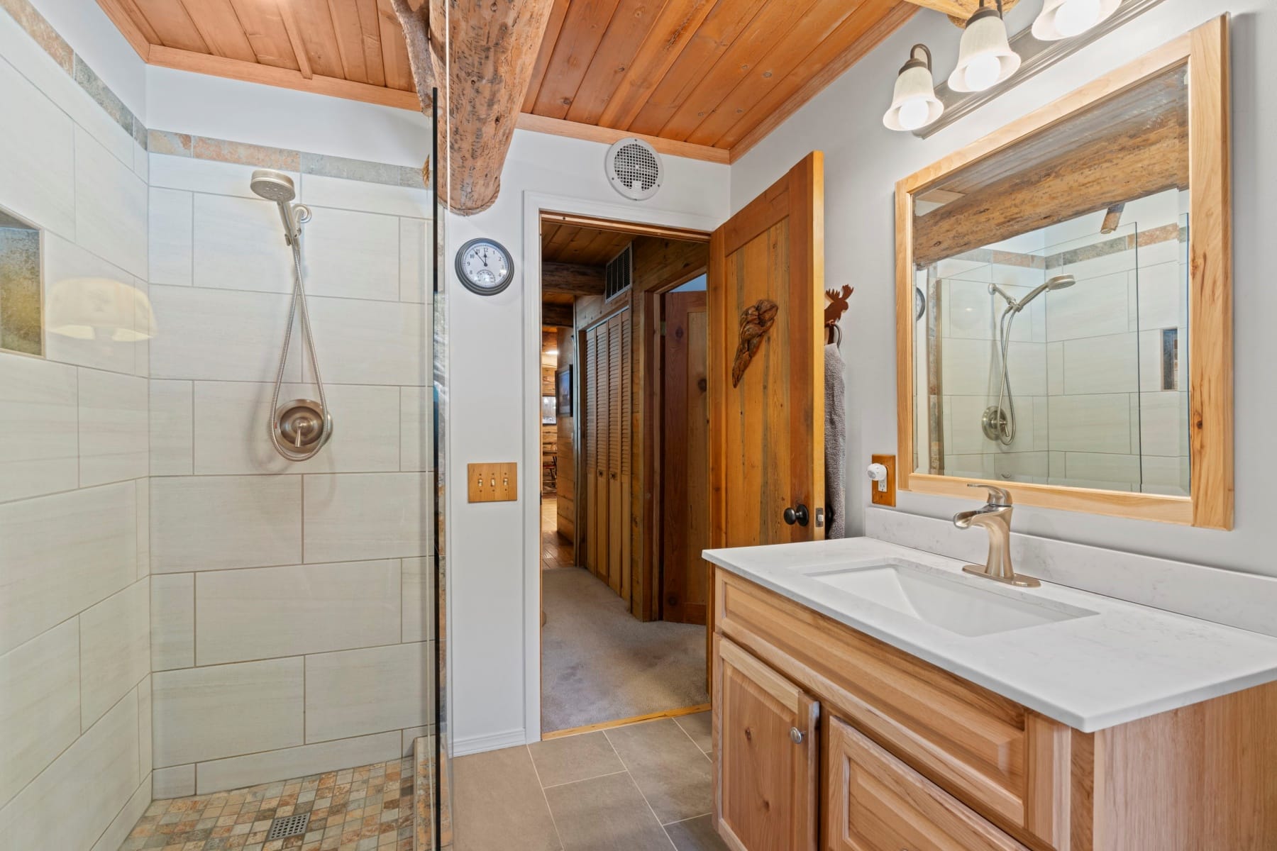  140643 KAMLOOP LN Gilchrist, OR 97737 - 物件實景
