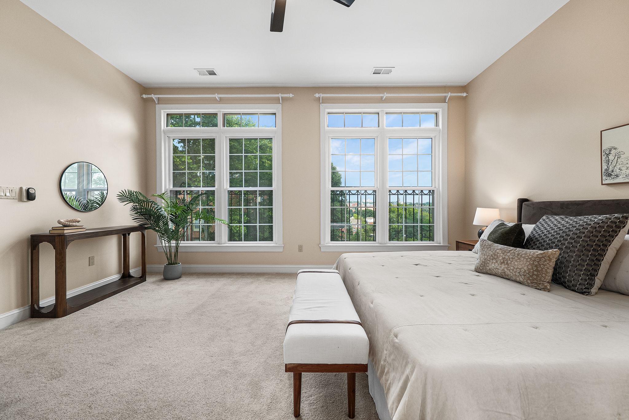  1588 N Colonial Terrace, Arlington, VA, 22209 - 物件實景