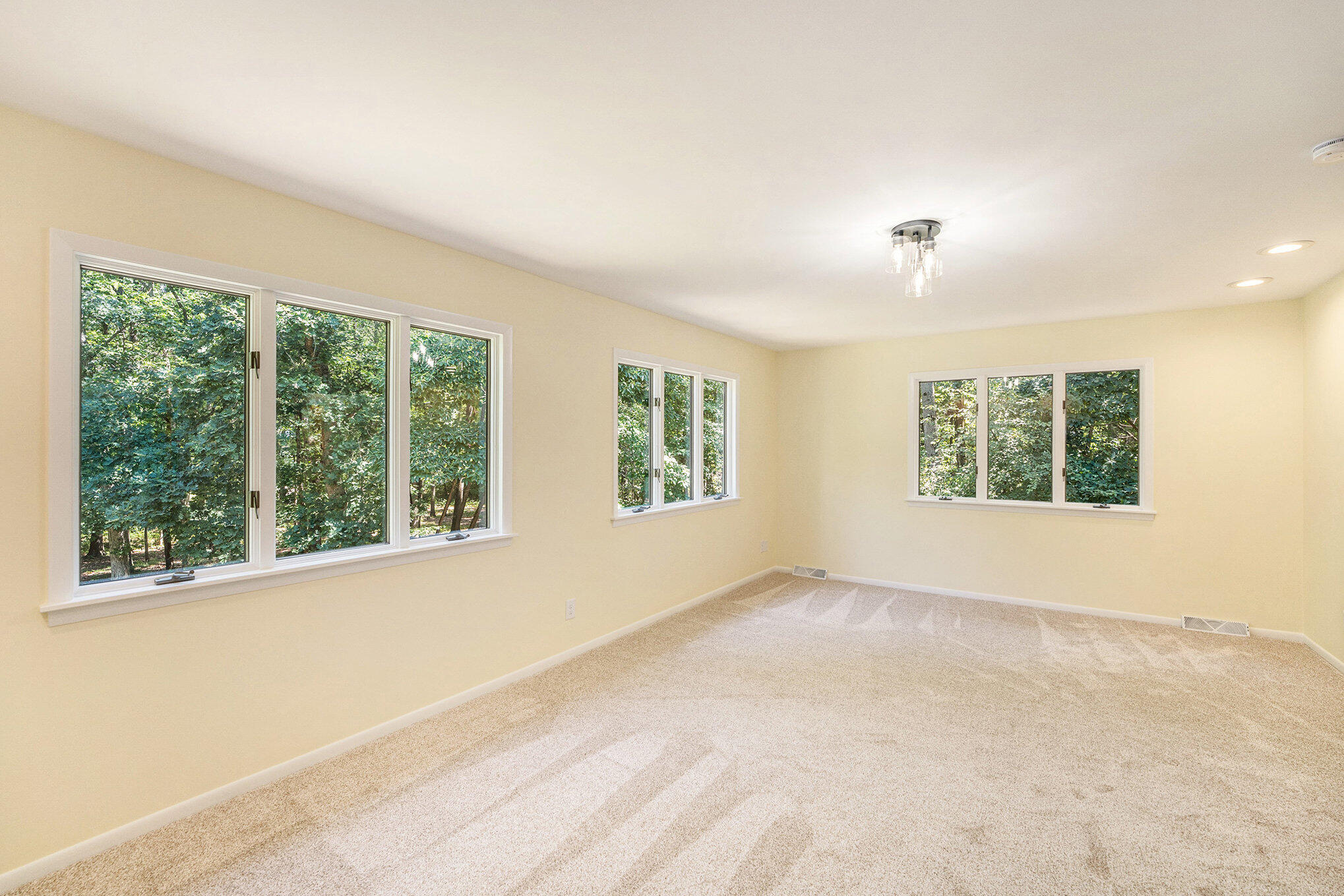 Beverly Shores, Indiana, 46301, United States, 3 Bedrooms Bedrooms, ,3 BathroomsBathrooms,Residential,For Sale,1919424