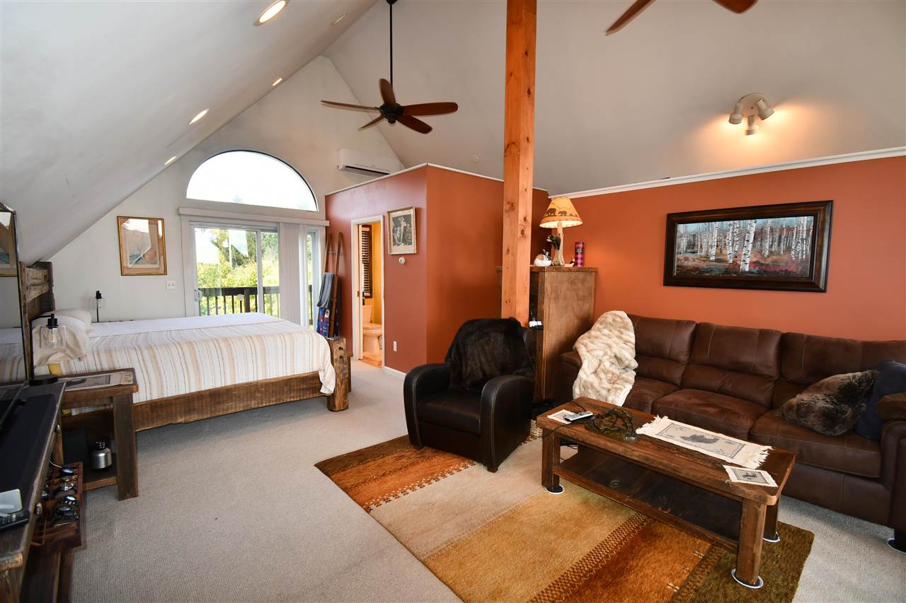 Charlevoix, Michigan, 49720, United States, 4 Bedrooms Bedrooms, ,3 BathroomsBathrooms,Residential,For Sale,1995893