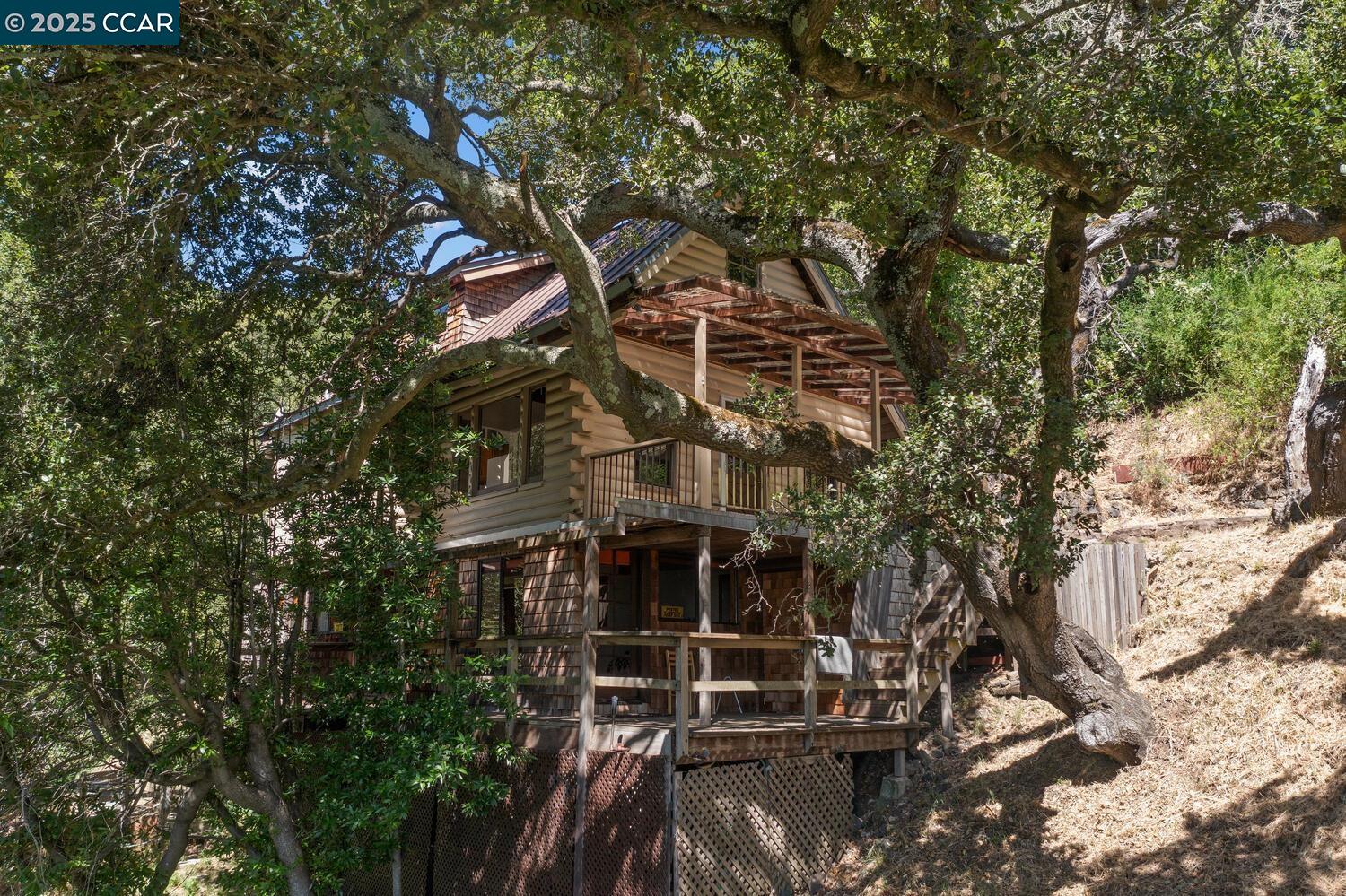 Orinda, California, 94563, United States, 6 Bedrooms Bedrooms, ,4 BathroomsBathrooms,Residential,For Sale,1838160