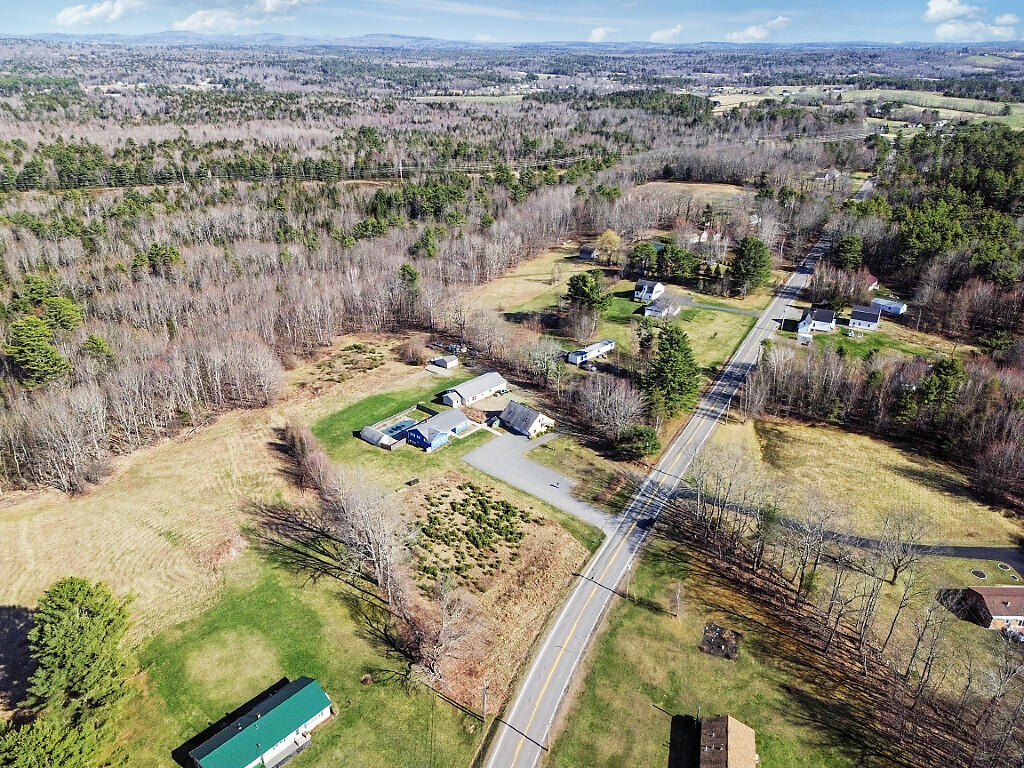 China, Maine, 04358, United States, 6 Bedrooms Bedrooms, ,3 BathroomsBathrooms,Residential,For Sale,1898689