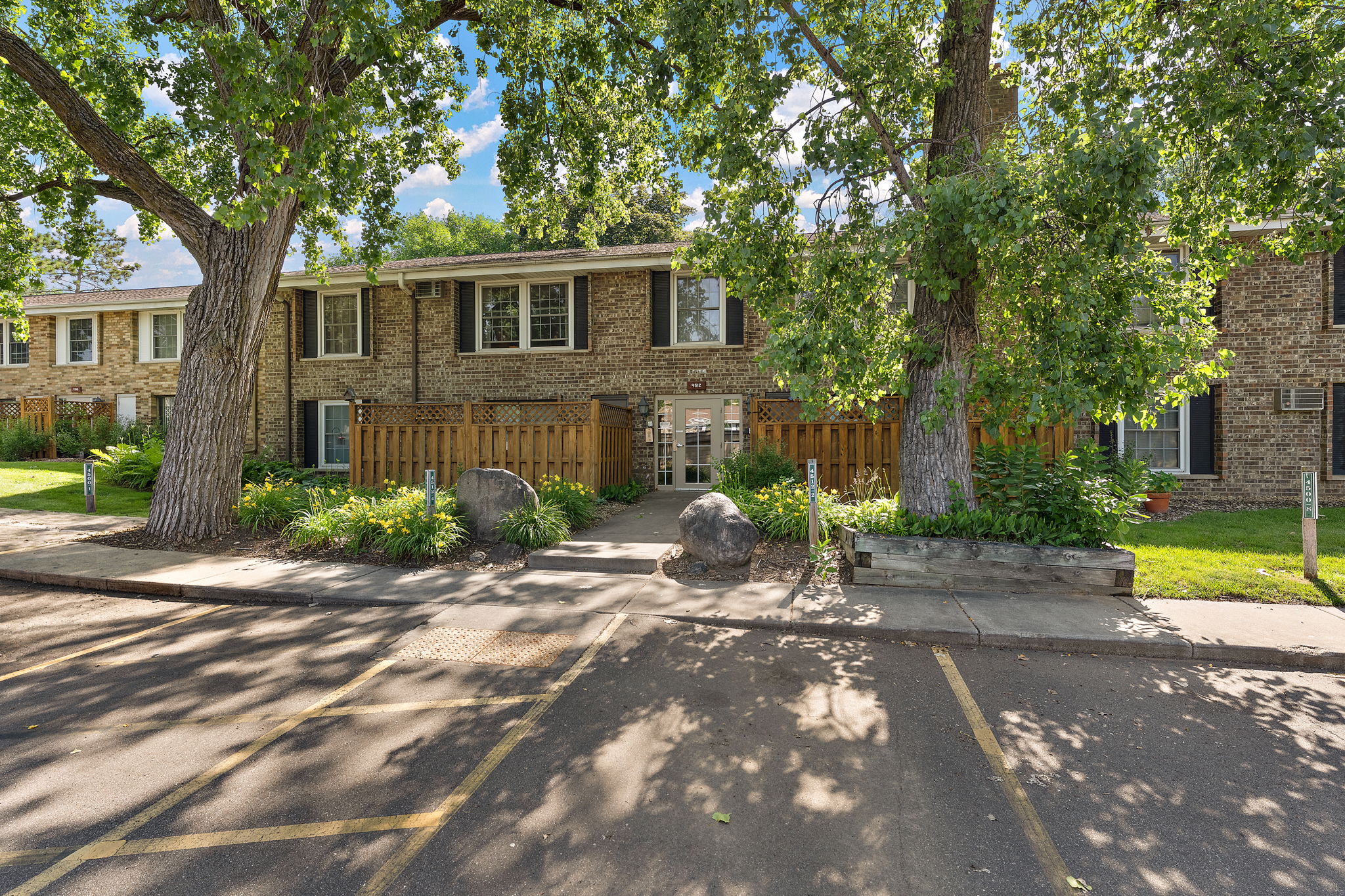  Effortless Living in the Heart of St. Louis Park - 物件實景