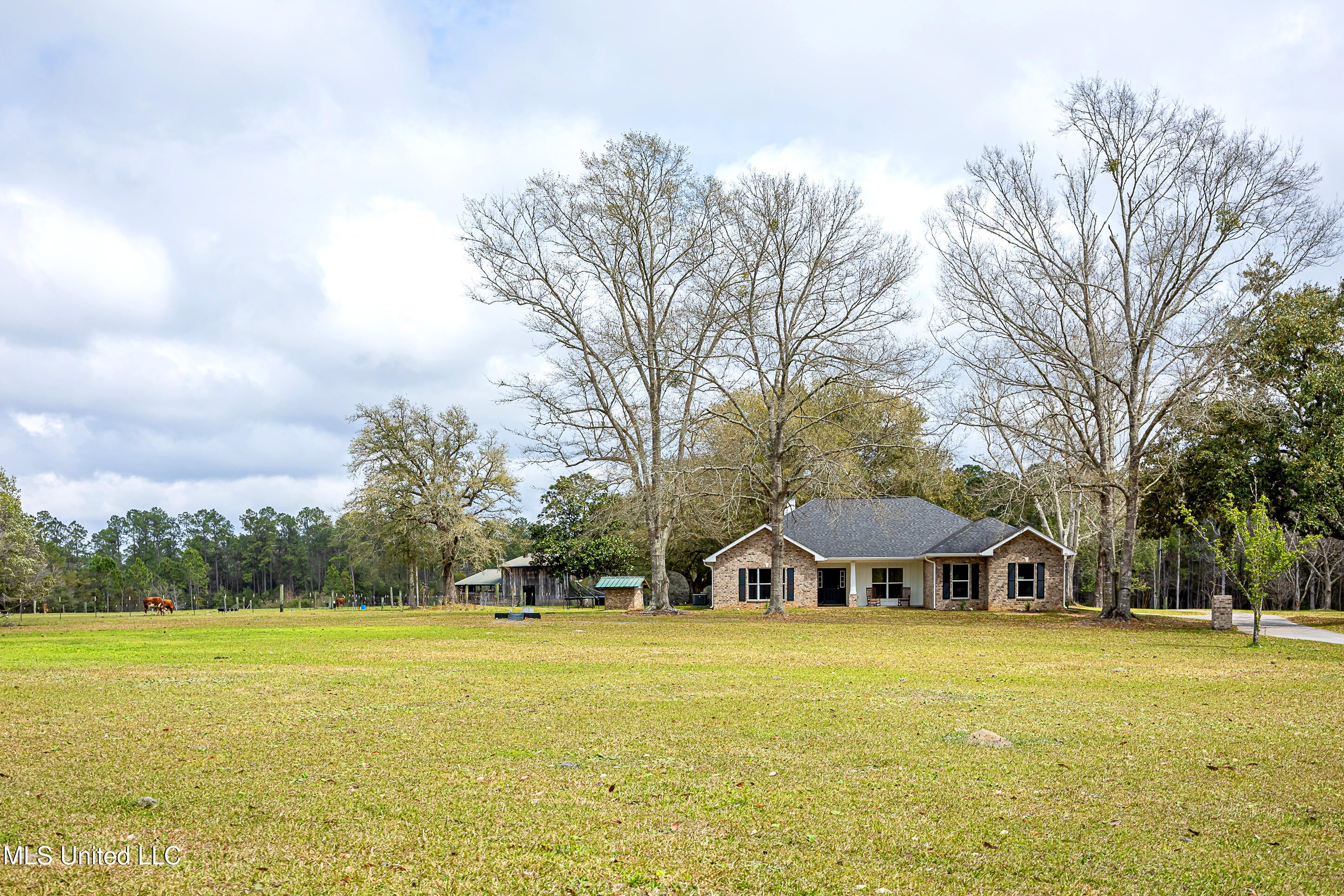 Vancleave, Mississippi, 39565, United States, 4 Bedrooms Bedrooms, ,2 BathroomsBathrooms,Residential,For Sale,1927401