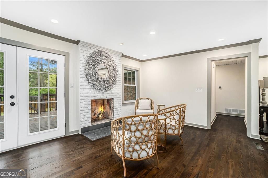 Doraville, Georgia, 30360, United States, 3 Bedrooms Bedrooms, ,2 BathroomsBathrooms,Residential,For Sale,1859091