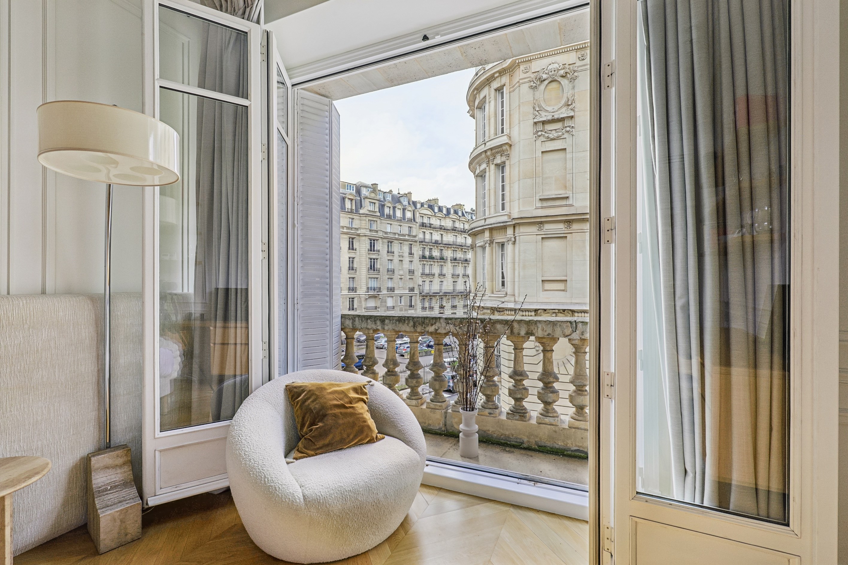  A magnificent Haussmann-style apartment renovated by a renowned architect - 物件實景