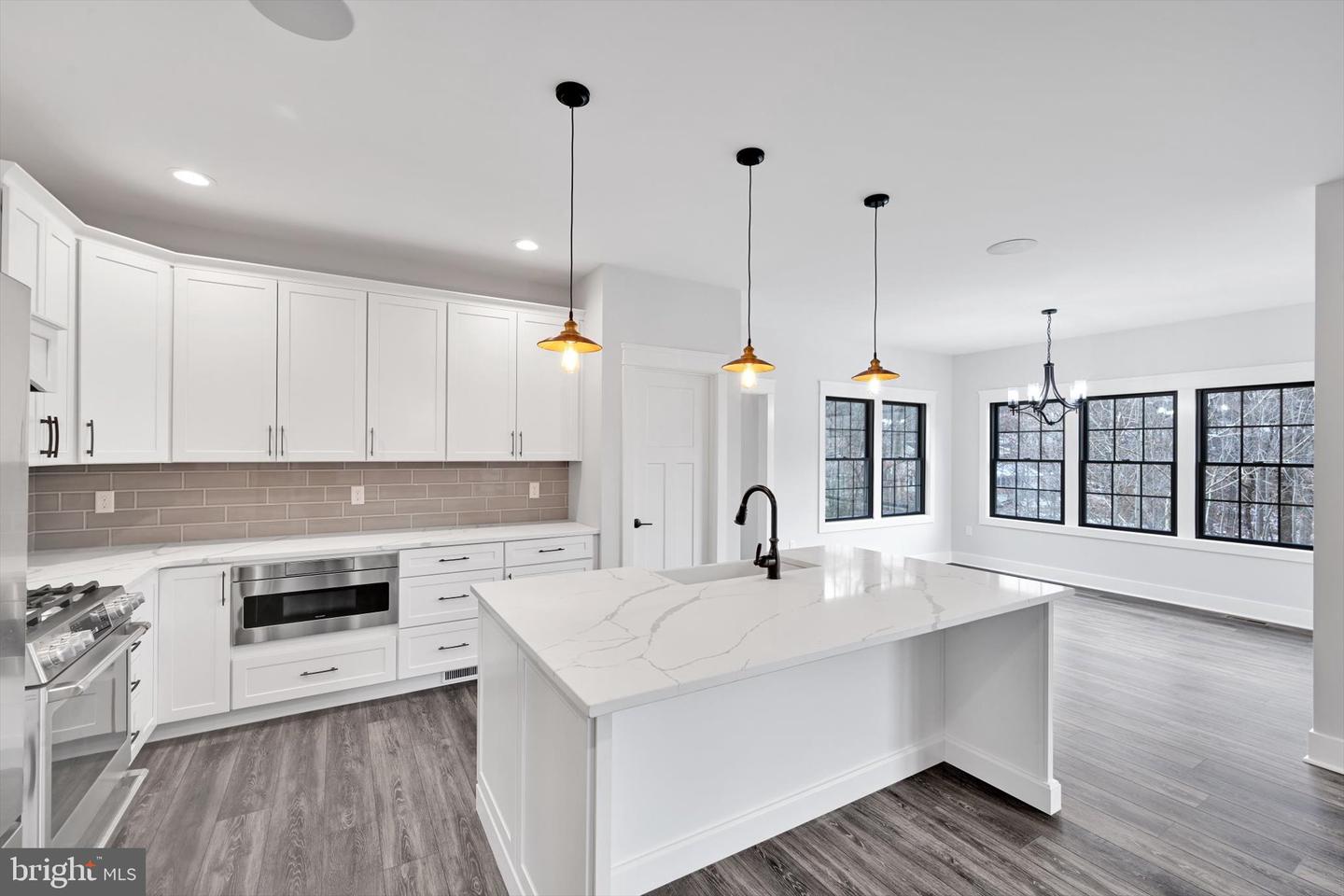 NEW CUMBERLAND, Pennsylvania, 17070, United States, 4 Bedrooms Bedrooms, ,4 BathroomsBathrooms,Residential,For Sale,2005411