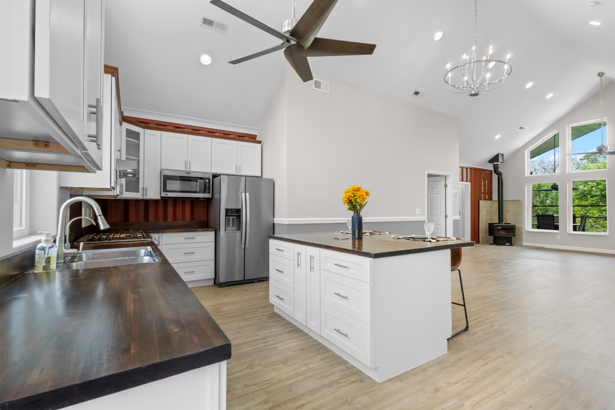 Indian Mound, Tennessee, 37079, United States, 6 Bedrooms Bedrooms, ,6 BathroomsBathrooms,Residential,For Sale,1842968