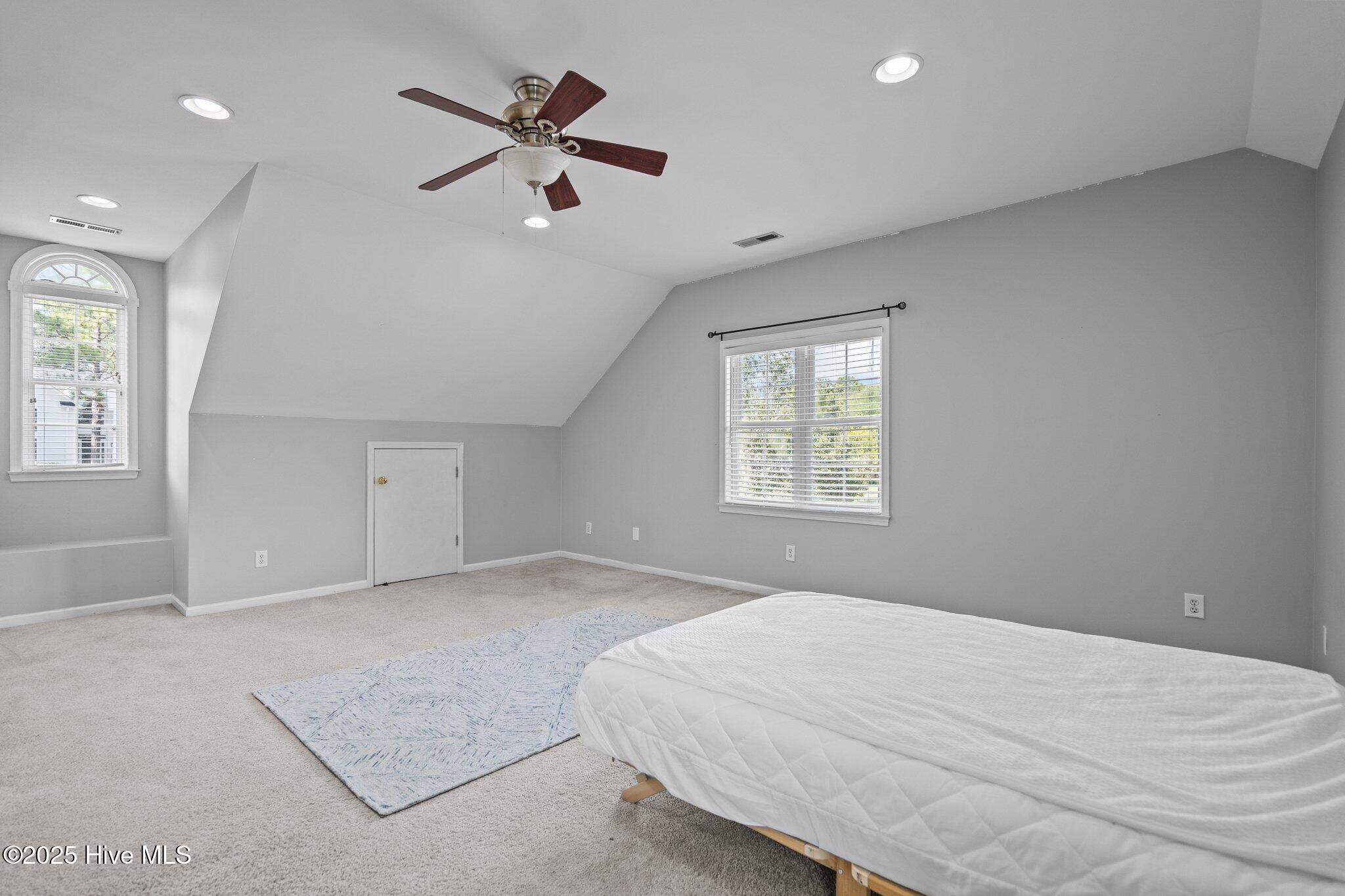 Wilmington, North Carolina, 28412, United States, 4 Bedrooms Bedrooms, ,4 BathroomsBathrooms,Residential,For Sale,1936997