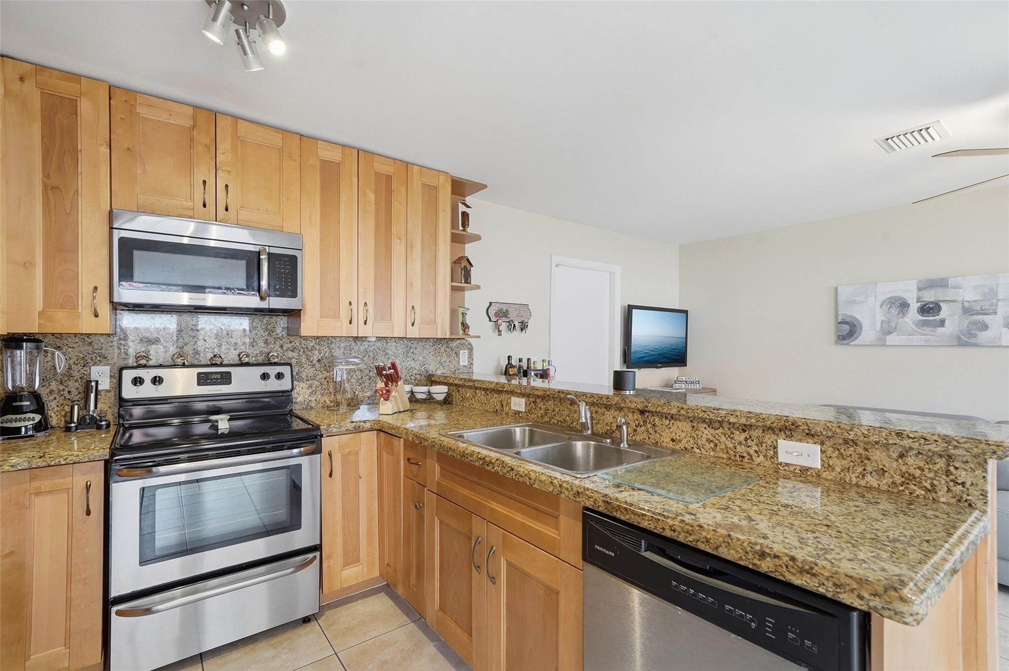 Palmetto Bay, Florida, 33157, United States, 4 Bedrooms Bedrooms, ,3 BathroomsBathrooms,Residential,For Sale,2018061