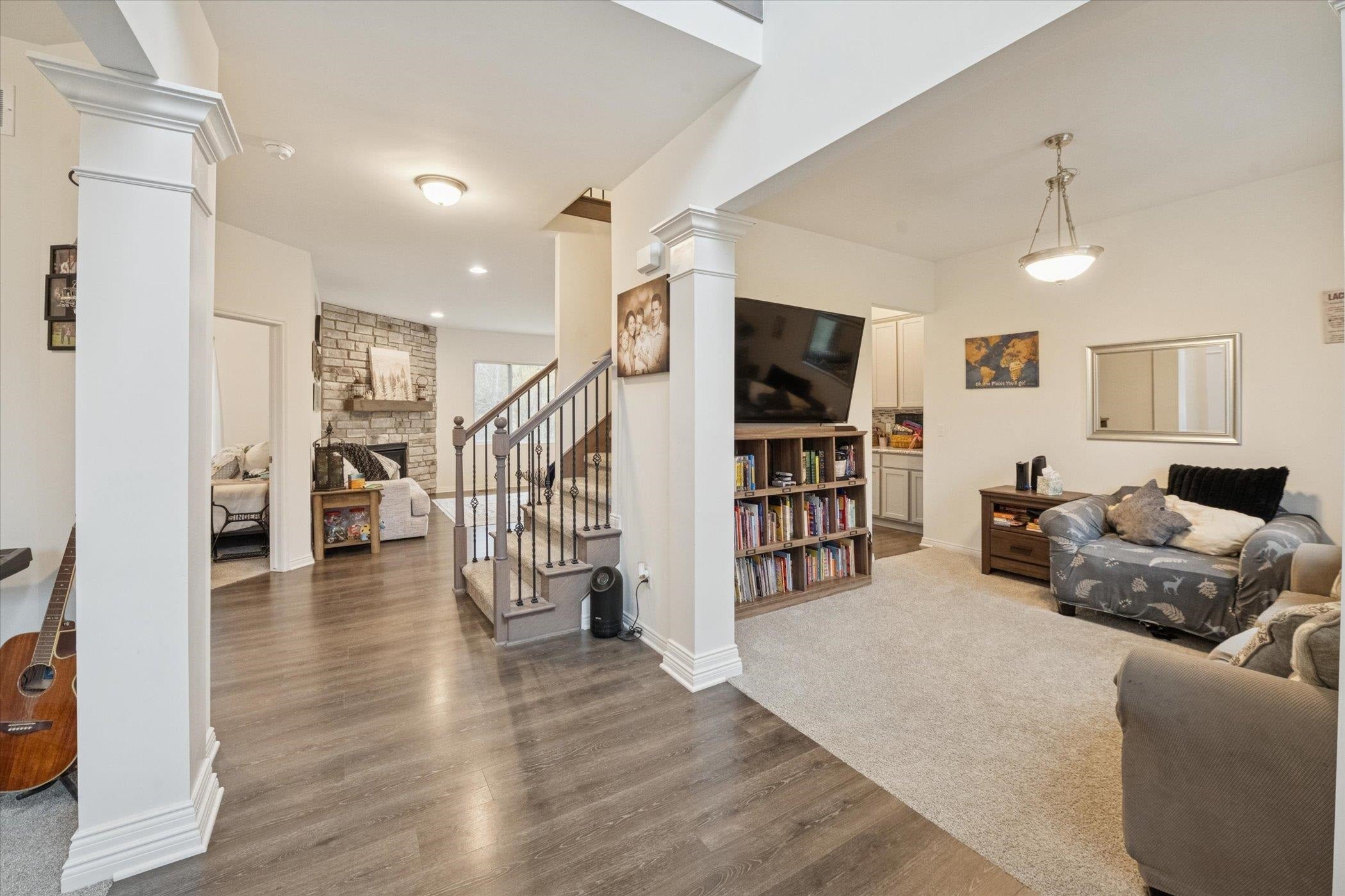 Ortonville, Michigan, 48462, United States, 5 Bedrooms Bedrooms, ,3 BathroomsBathrooms,Residential,For Sale,2008578