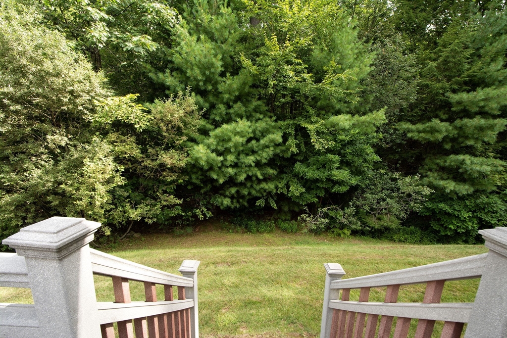 Hanover, Massachusetts, 02339, United States, 2 Bedrooms Bedrooms, ,3 BathroomsBathrooms,Residential,For Sale,1940214