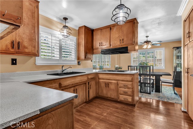 Lynwood, California, 90262, United States, 5 Bedrooms Bedrooms, ,2 BathroomsBathrooms,Residential,For Sale,1914118