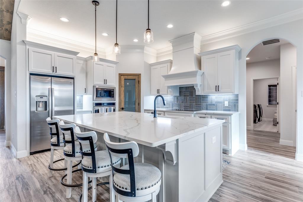 Springtown, Texas, 76082, United States, 4 Bedrooms Bedrooms, ,3 BathroomsBathrooms,Residential,For Sale,1982023