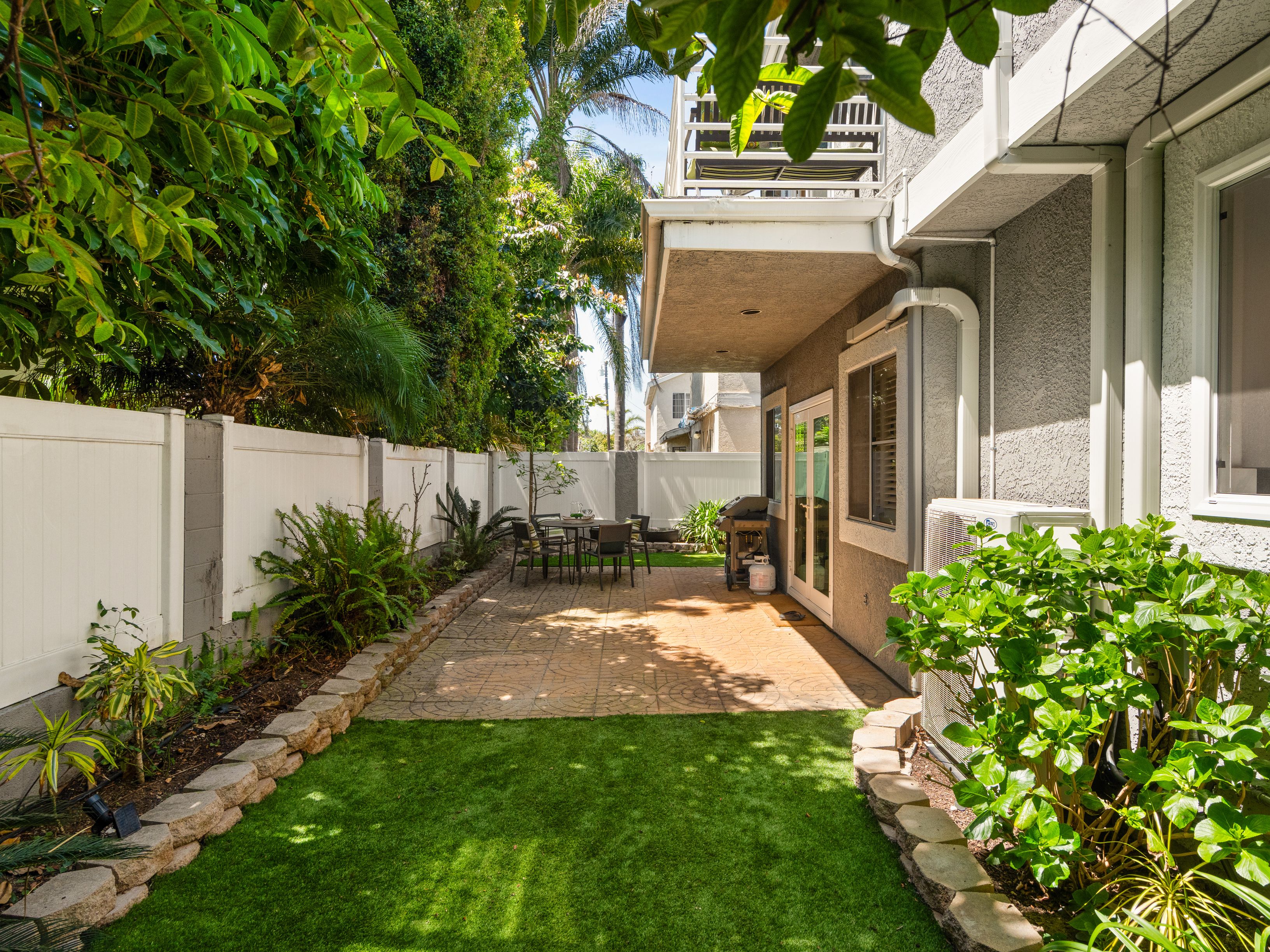  2406 Huntington Lane, Redondo Beach, CA 90278 - 物件實景