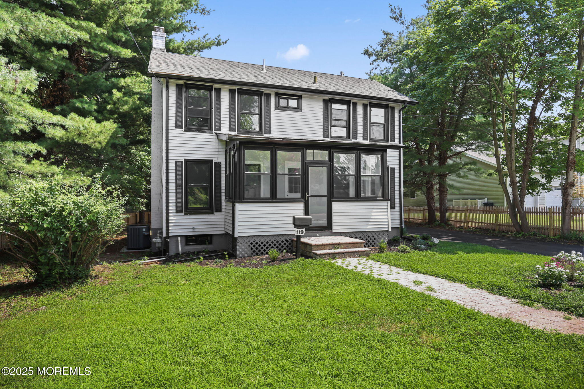 Matawan, New Jersey, 07747, United States, 3 Bedrooms Bedrooms, ,2 BathroomsBathrooms,Residential,For Sale,1977234