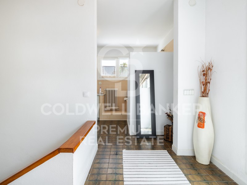 Cerdanyola del Vallès, Catalonia, ES, 4 Bedrooms Bedrooms, ,3 BathroomsBathrooms,Residential,For Sale,1856744