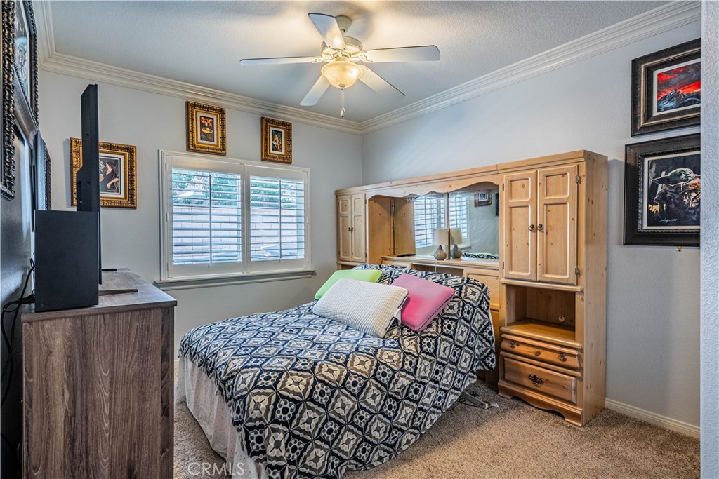 LAKE ELSINORE, California, 92530, United States, 5 Bedrooms Bedrooms, ,3 BathroomsBathrooms,Residential,For Sale,1828180