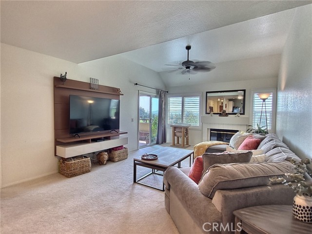 Whittier, California, 90601, United States, 2 Bedrooms Bedrooms, ,2 BathroomsBathrooms,Residential,For Sale,1864347