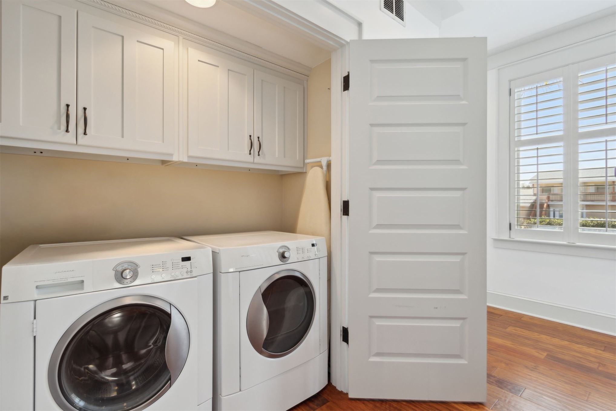 Fernandina Beach, Florida, 32034, United States, 3 Bedrooms Bedrooms, ,3 BathroomsBathrooms,Residential,For Sale,2016912