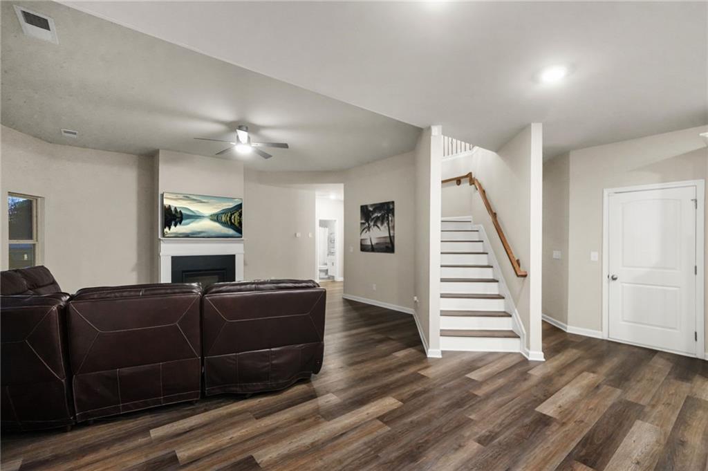 Fayetteville, Georgia, 30215, United States, 5 Bedrooms Bedrooms, ,3 BathroomsBathrooms,Residential,For Sale,2048268