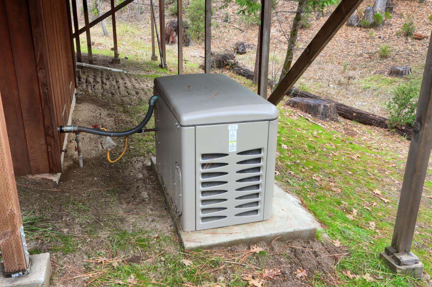 Wawona, California, 95389, United States, 3 Bedrooms Bedrooms, ,2 BathroomsBathrooms,Residential,For Sale,1998030