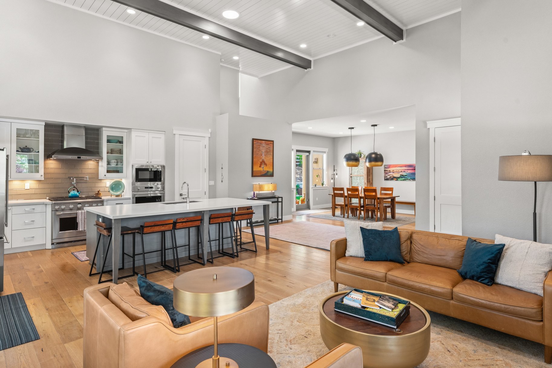  Refined living on one of Reno