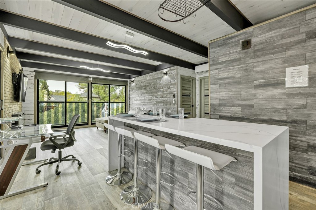 Woodland Hills, California, 91364, United States, 4 Bedrooms Bedrooms, ,2 BathroomsBathrooms,Residential,For Sale,1975100