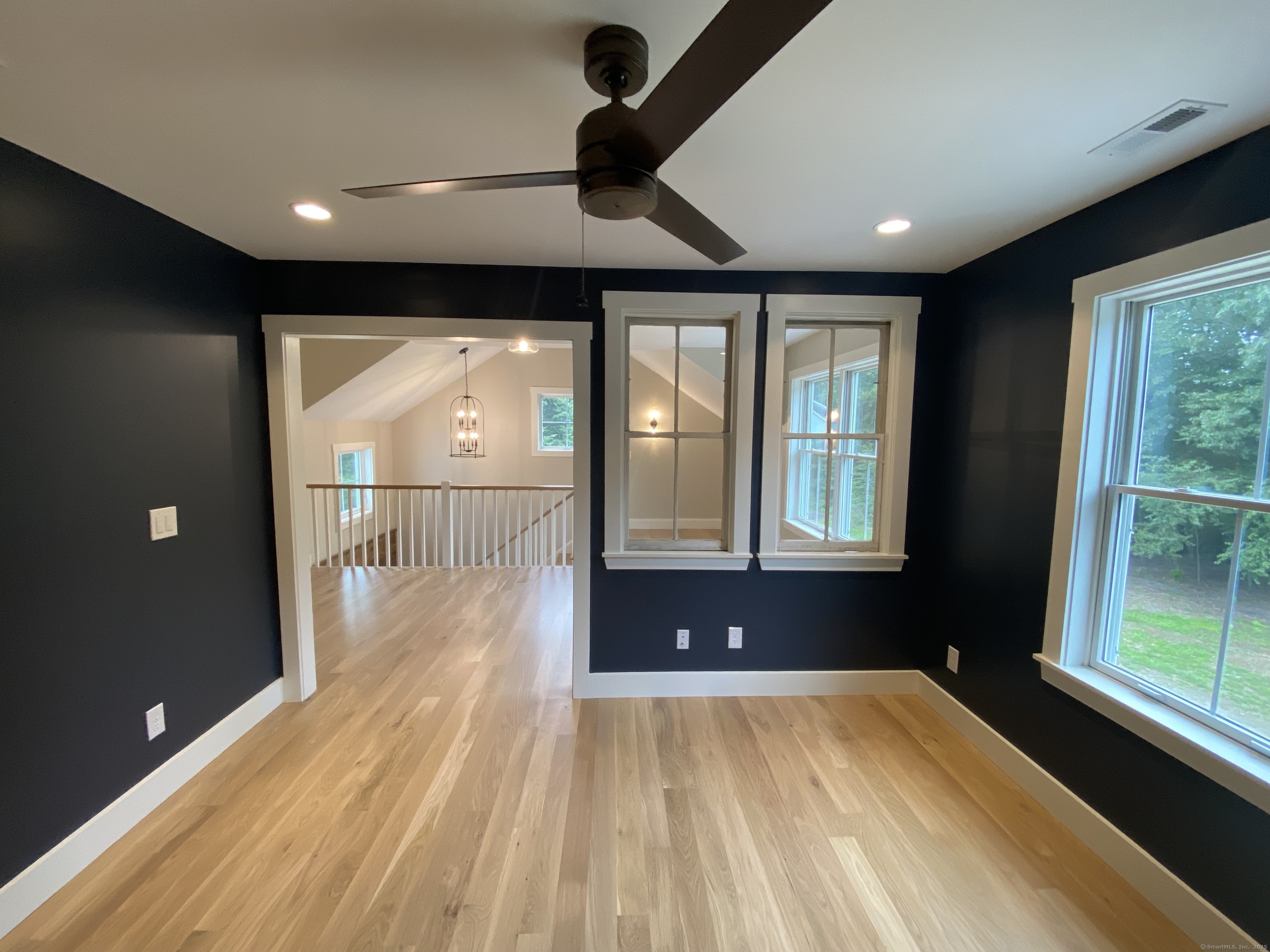 Southbury, Connecticut, 06488, United States, 4 Bedrooms Bedrooms, ,3 BathroomsBathrooms,Residential,For Sale,1941741
