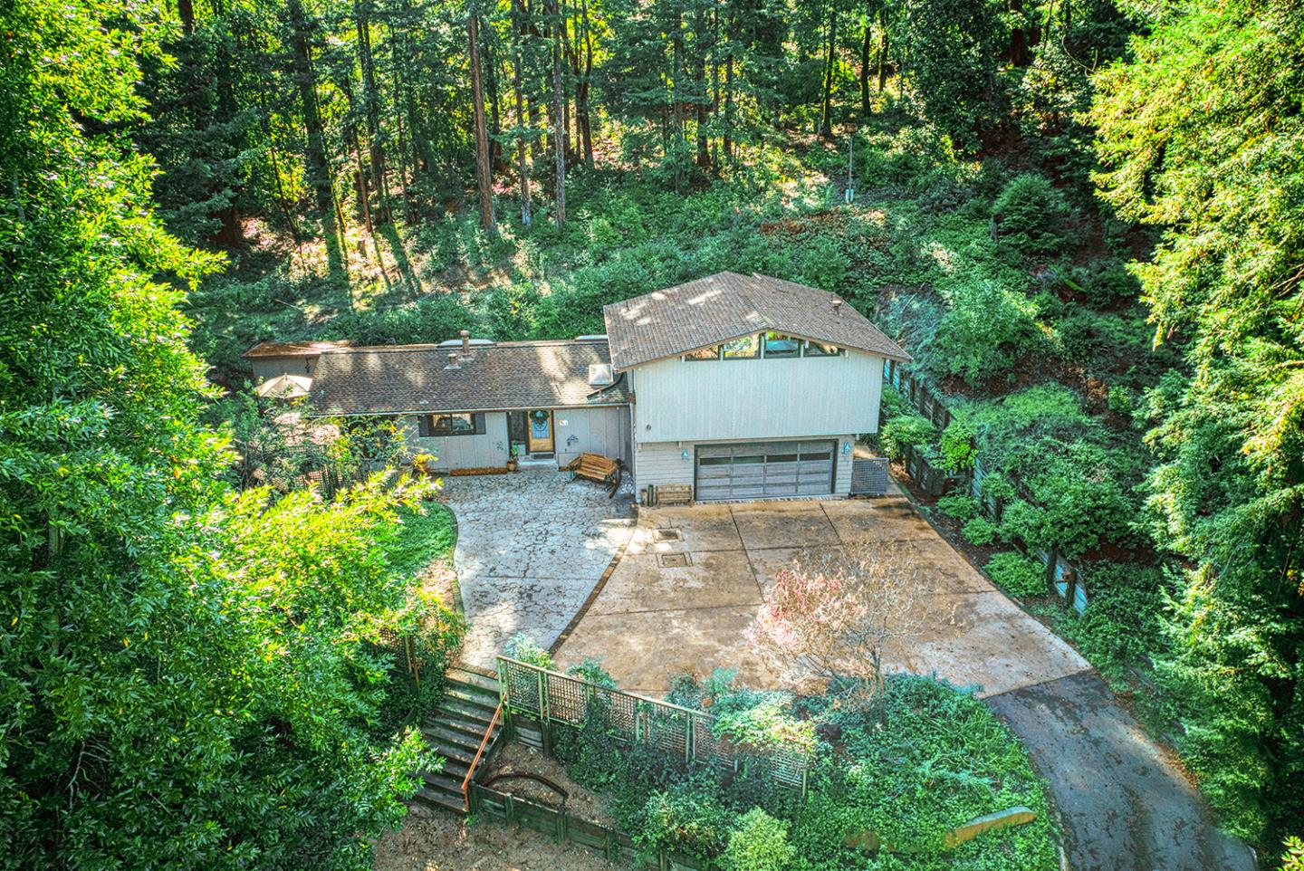 Felton, California, 95018, United States, 3 Bedrooms Bedrooms, ,3 BathroomsBathrooms,Residential,For Sale,1996895