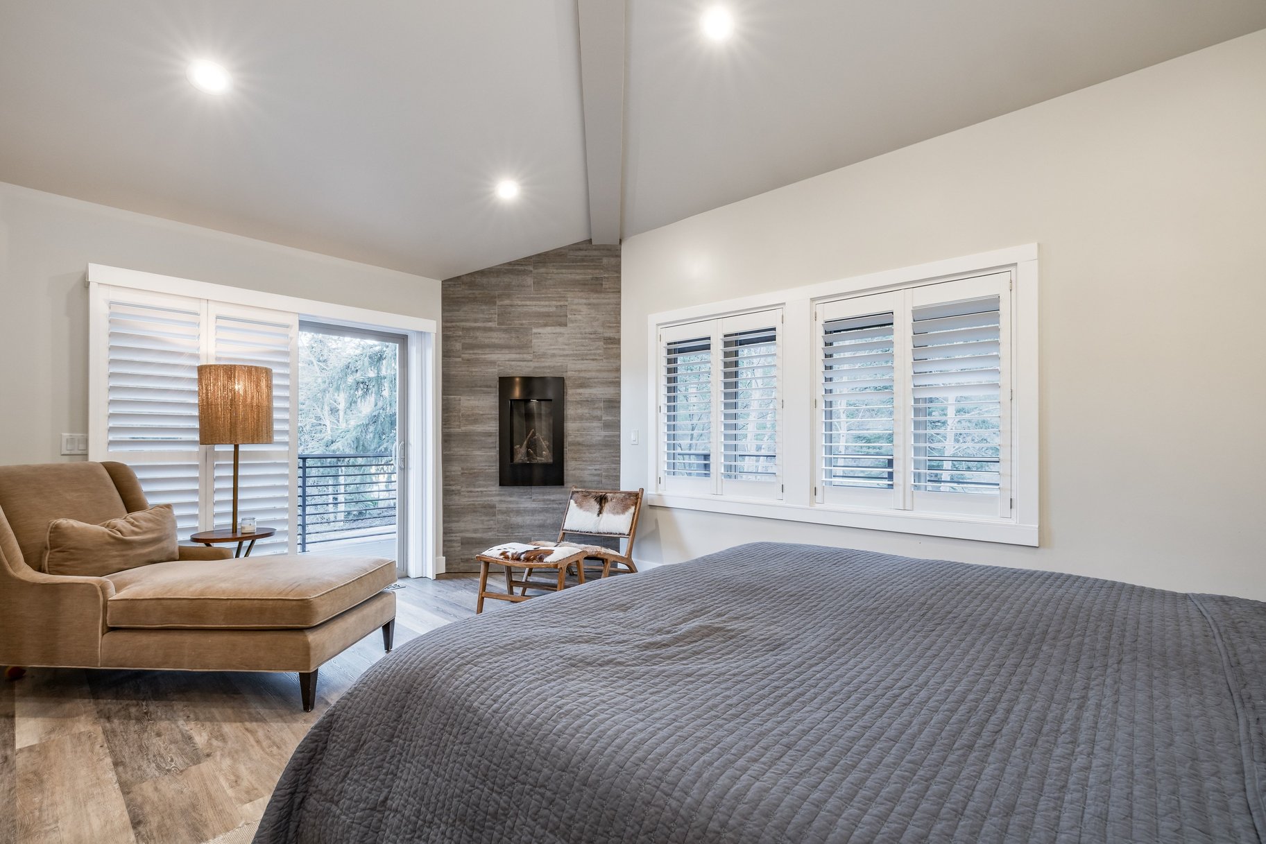  Light Filled Open Floor Plan with Great Outdoor Space - 物件實景