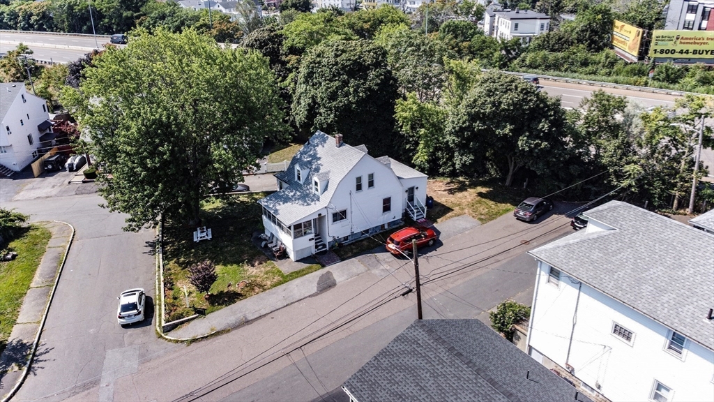 Revere, Massachusetts, 02151, United States, 3 Bedrooms Bedrooms, ,2 BathroomsBathrooms,Residential,For Sale,1942979