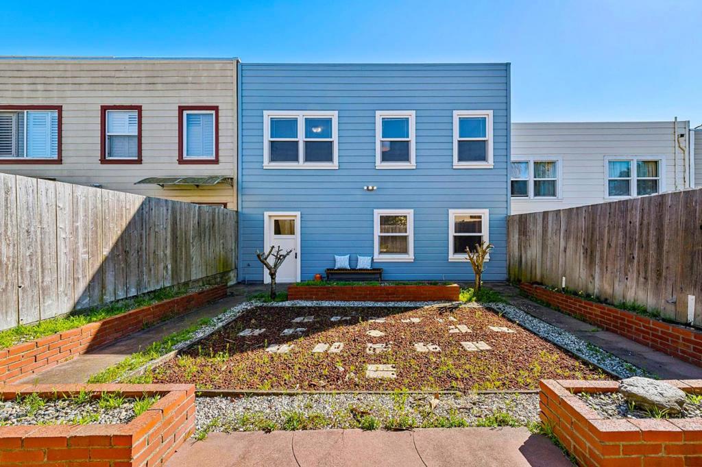 Daly City, California, 94014, United States, 3 Bedrooms Bedrooms, ,2 BathroomsBathrooms,Residential,For Sale,2028412