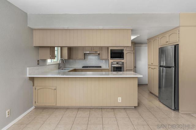 El Cajon, California, 92020, United States, 3 Bedrooms Bedrooms, ,3 BathroomsBathrooms,Residential,For Sale,2025415