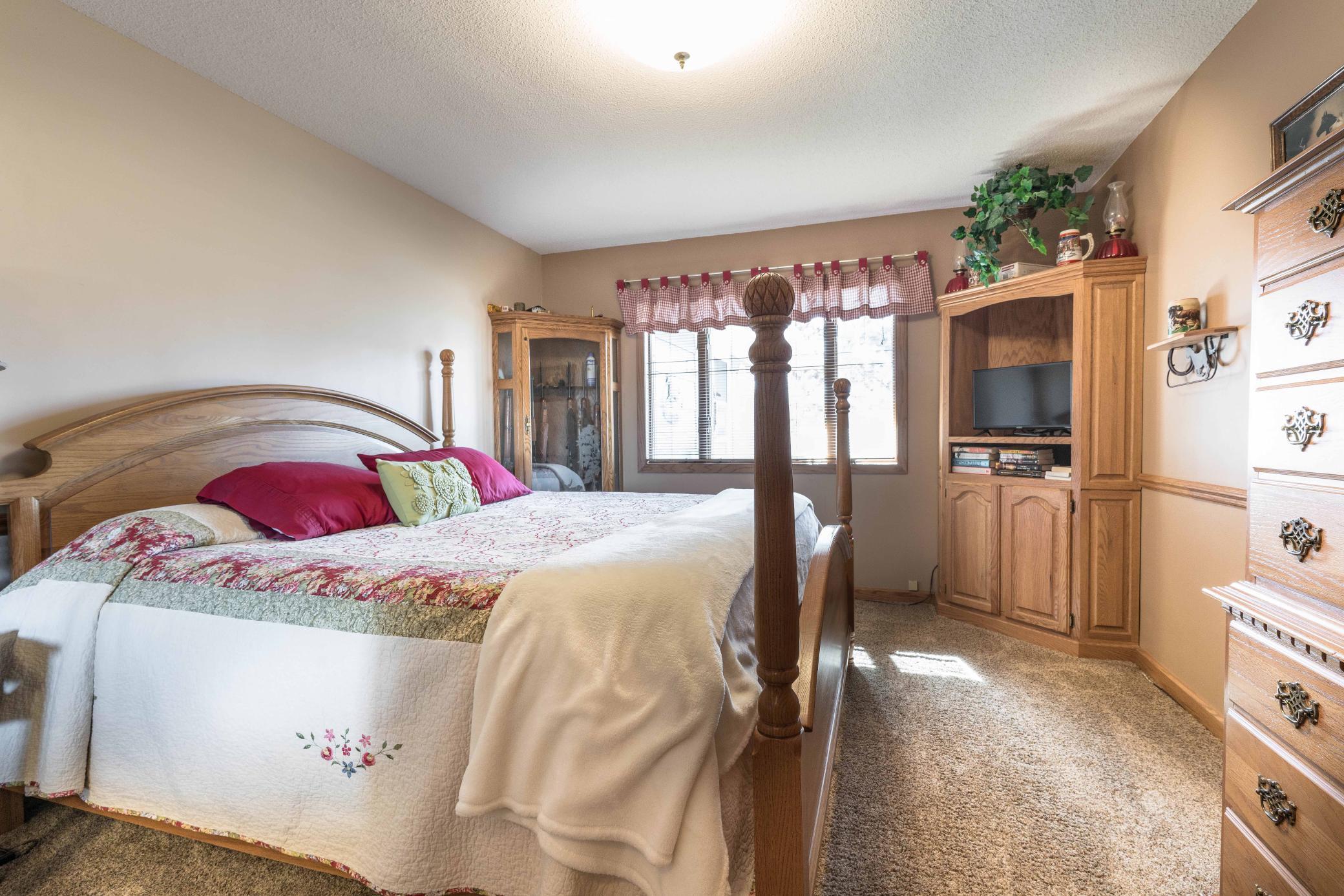 Ashby, Minnesota, 56309, United States, 3 Bedrooms Bedrooms, ,1 BathroomBathrooms,Residential,For Sale,2022807