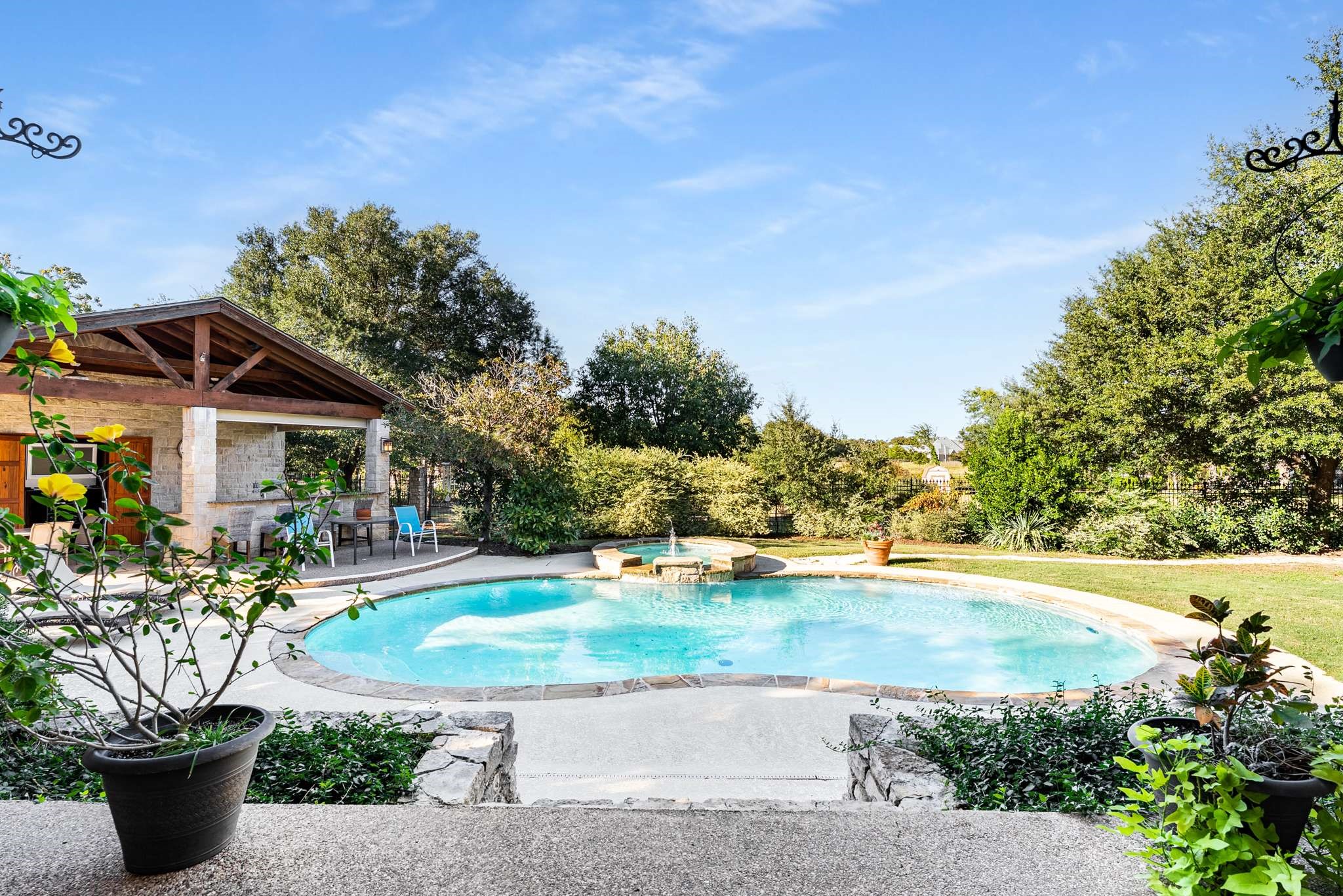 Southlake, Texas, 76092, United States, 5 Bedrooms Bedrooms, ,6 BathroomsBathrooms,Residential,For Sale,1962408