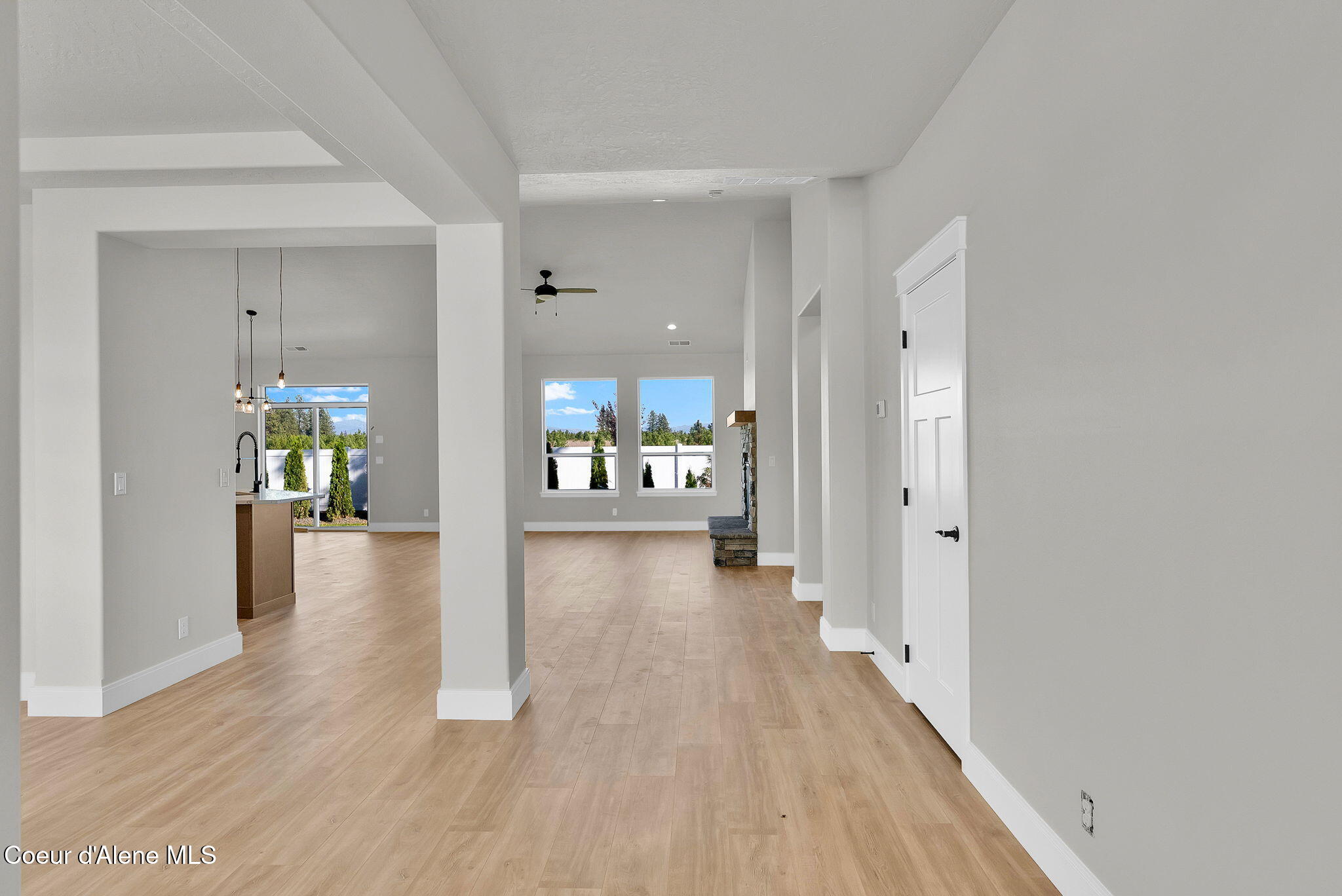 Rathdrum, Idaho, 83858, United States, 3 Bedrooms Bedrooms, ,1 BathroomBathrooms,Residential,For Sale,1999079