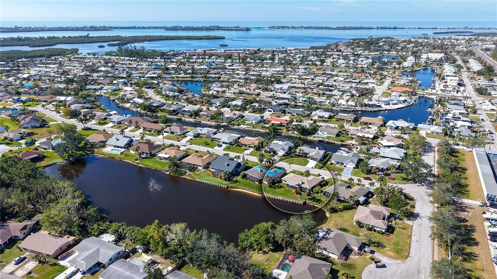 Bradenton, Florida, 34210, United States, 3 Bedrooms Bedrooms, ,2 BathroomsBathrooms,Residential,For Sale,1957049