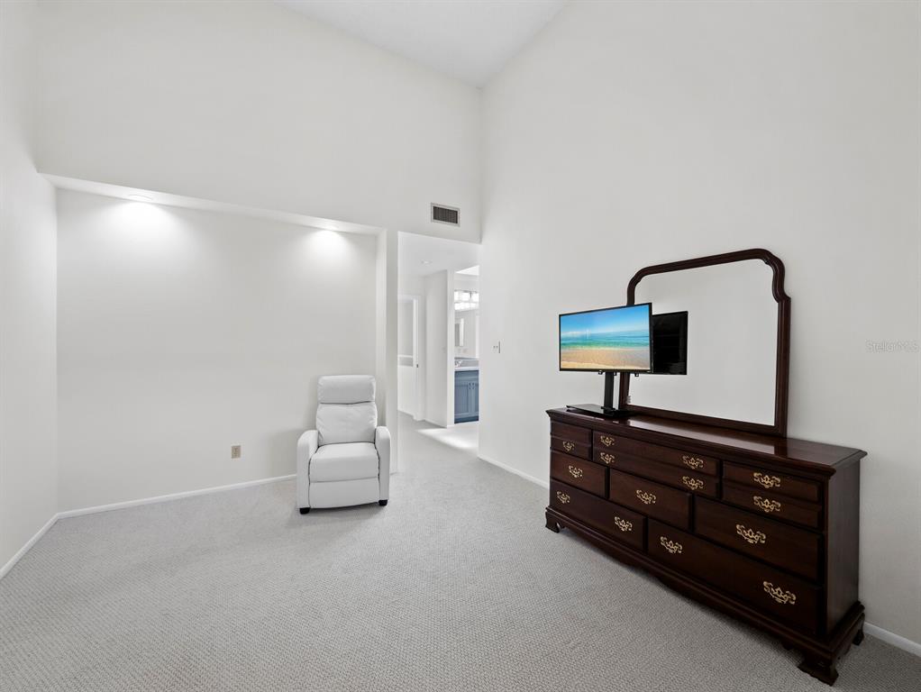 Longboat Key, Florida, 34228, United States, 2 Bedrooms Bedrooms, ,3 BathroomsBathrooms,Residential,For Sale,1942168